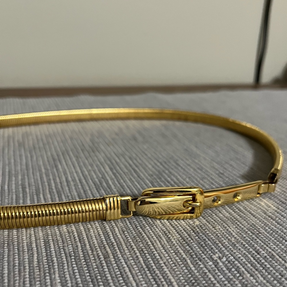 Urban outfitters Gold plated Women's stretchy Belt